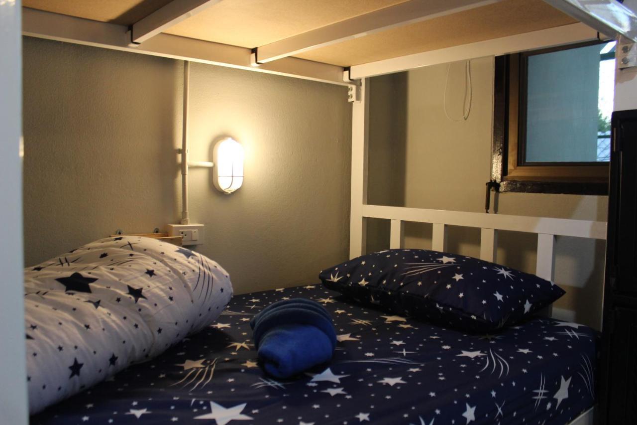 Enjoy House Hostel Chiang Mai Luaran gambar