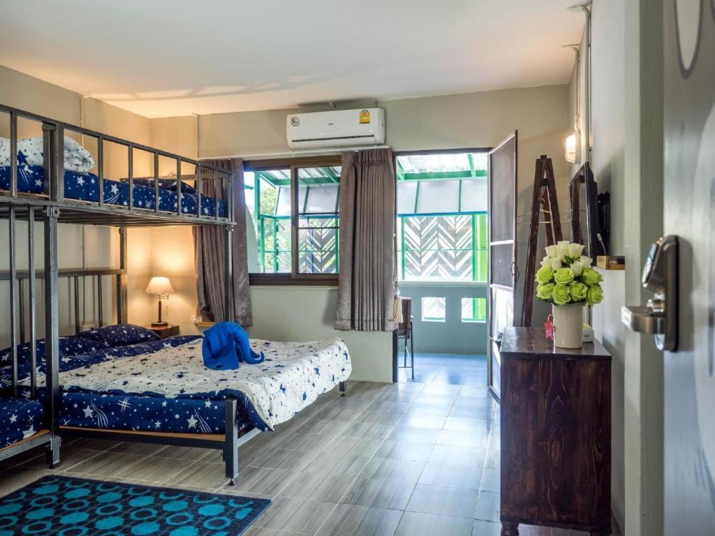Enjoy House Hostel Chiang Mai Luaran gambar
